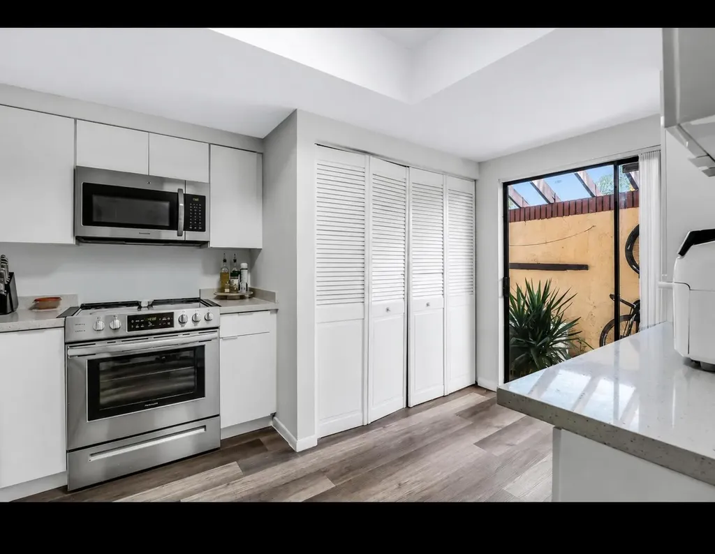 8858 NW 48th Street Sunrise FL 33351