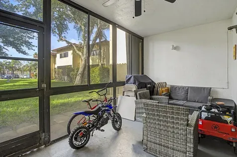 8858 NW 48th Street Sunrise FL 33351