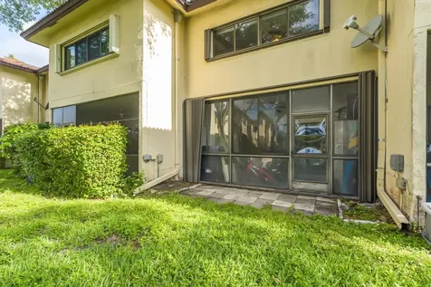 8858 NW 48th Street Sunrise FL 33351