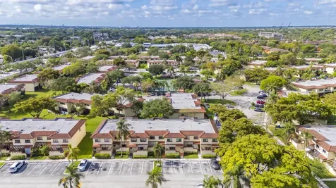 8858 NW 48th Street Sunrise FL 33351