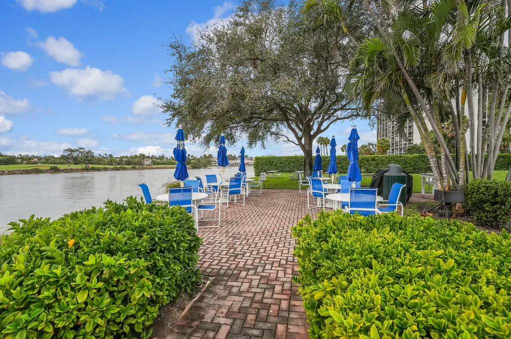 336 Golfview Road North Palm Beach FL 33408