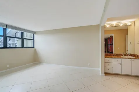 336 Golfview Road North Palm Beach FL 33408