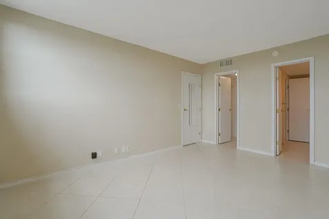 336 Golfview Road North Palm Beach FL 33408
