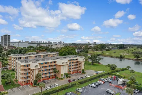 336 Golfview Road North Palm Beach FL 33408