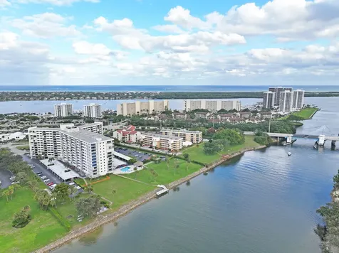 336 Golfview Road North Palm Beach FL 33408