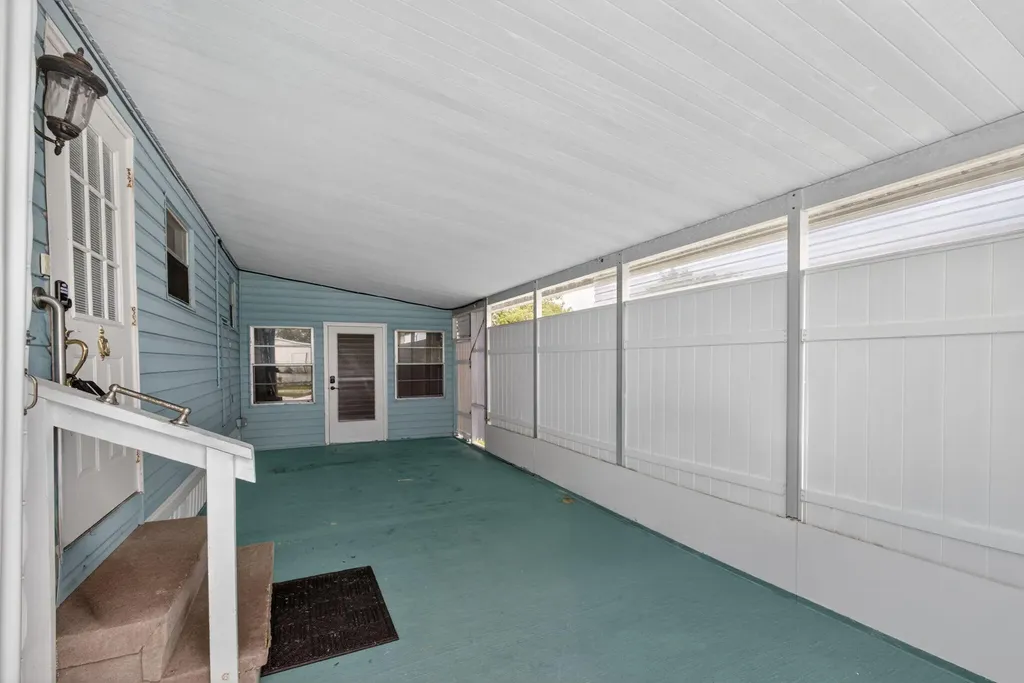 7102 SE Bluebird Circle Hobe Sound FL 33455