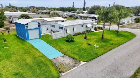 7102 SE Bluebird Circle Hobe Sound FL 33455