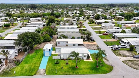 7102 SE Bluebird Circle Hobe Sound FL 33455