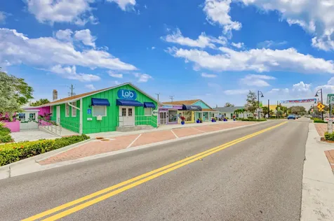 7102 SE Bluebird Circle Hobe Sound FL 33455