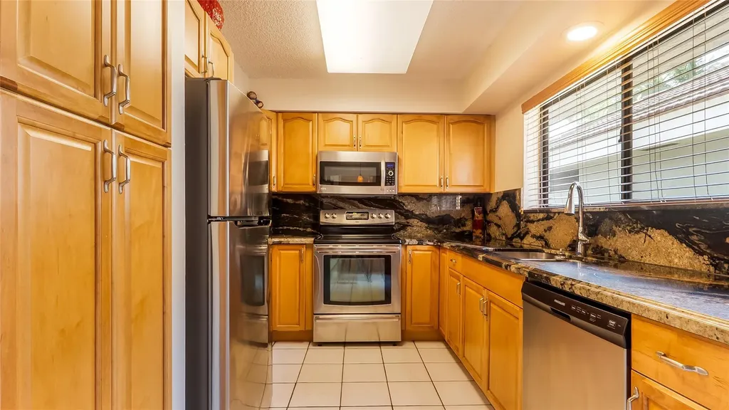 1867 NW 99th Avenue Plantation FL 33322