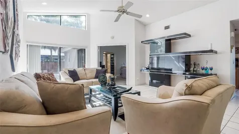1867 NW 99th Avenue Plantation FL 33322