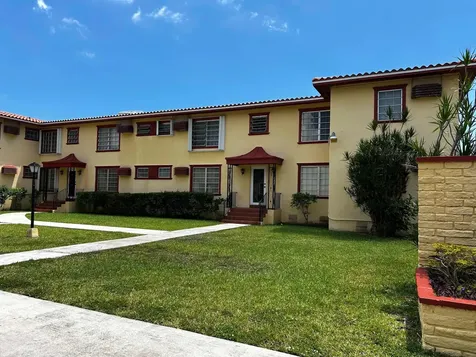 661 SW 11th Street Miami FL 33129