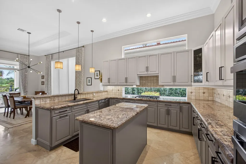 160 Viera Drive Palm Beach Gardens FL 33418