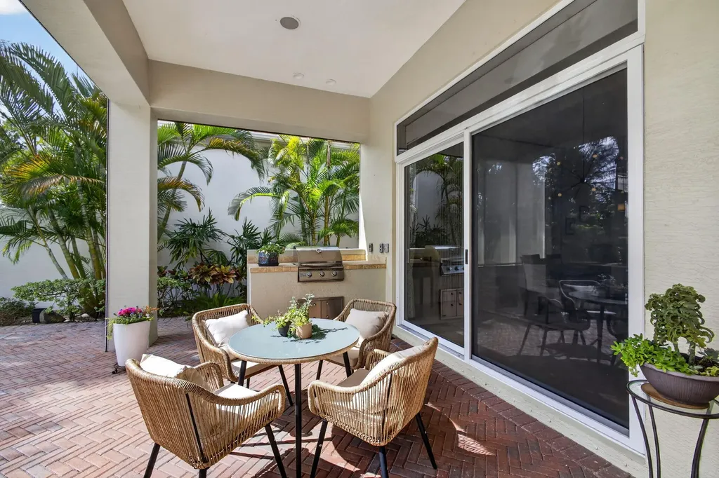 160 Viera Drive Palm Beach Gardens FL 33418