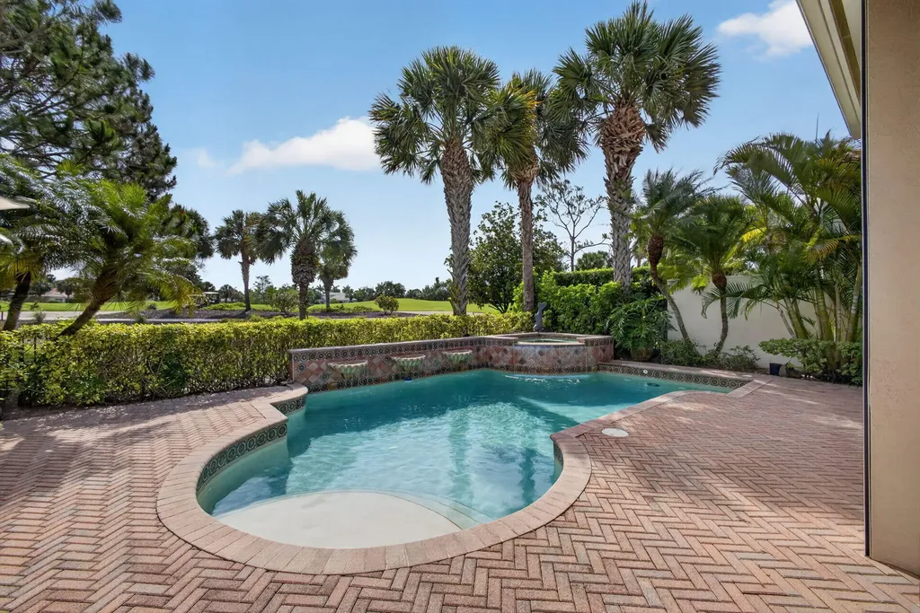 160 Viera Drive Palm Beach Gardens FL 33418