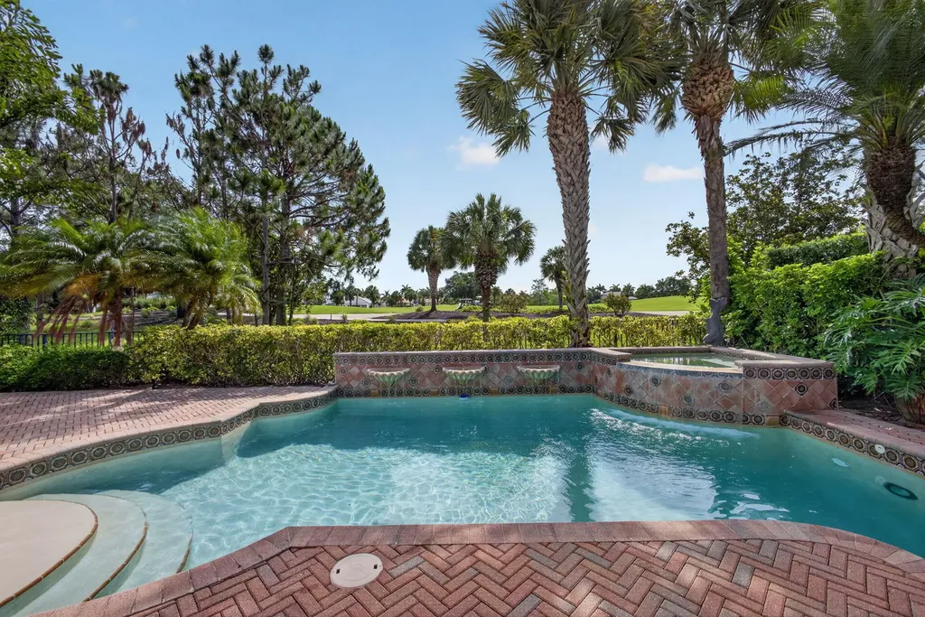 160 Viera Drive Palm Beach Gardens FL 33418