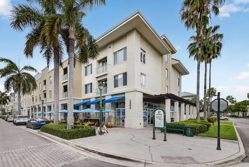 1203 Town Center Drive Jupiter FL 33458