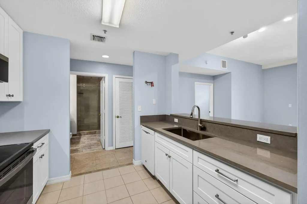 1203 Town Center Drive Jupiter FL 33458