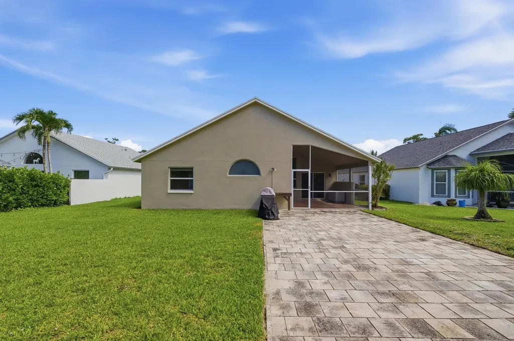 15181 Oak Chase Court Wellington FL 33414