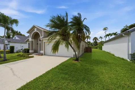 15181 Oak Chase Court Wellington FL 33414