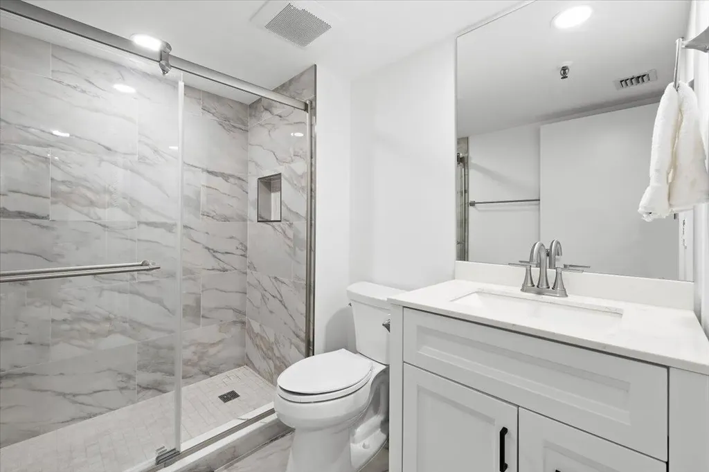 4550 NW 18th Avenue Deerfield Beach FL 33064