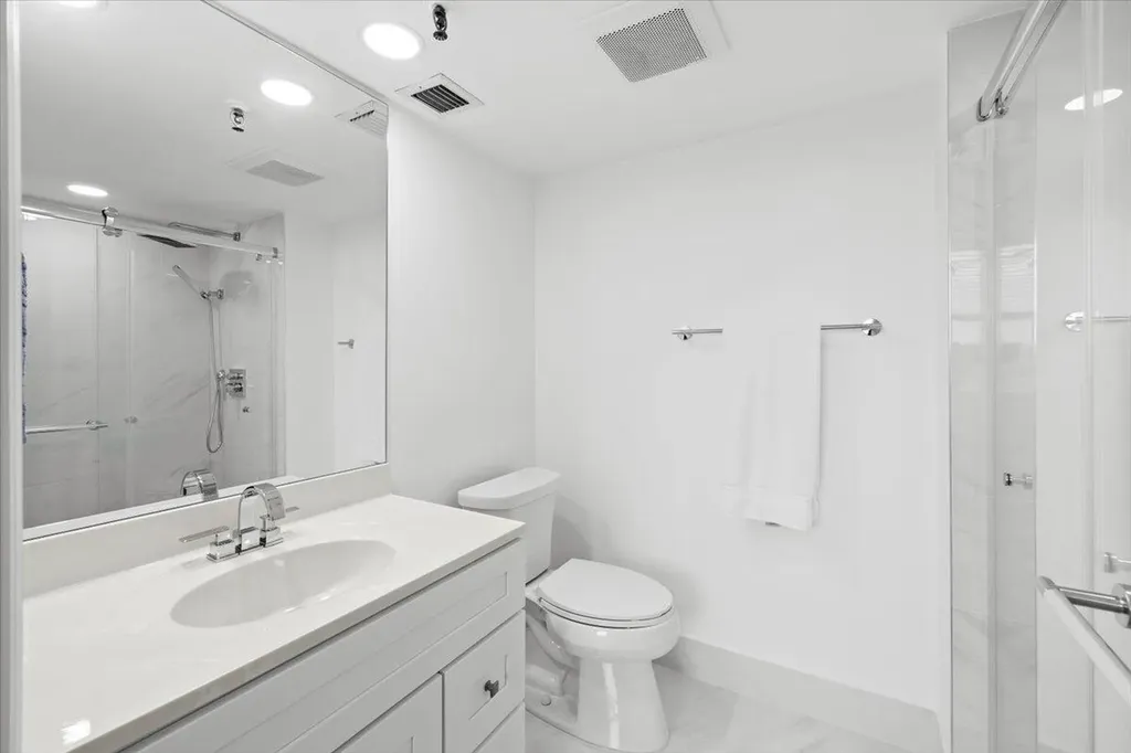 4550 NW 18th Avenue Deerfield Beach FL 33064