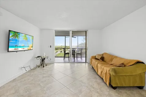 4550 NW 18th Avenue Deerfield Beach FL 33064
