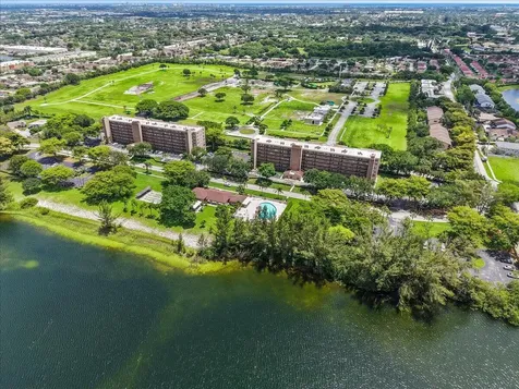 4550 NW 18th Avenue Deerfield Beach FL 33064