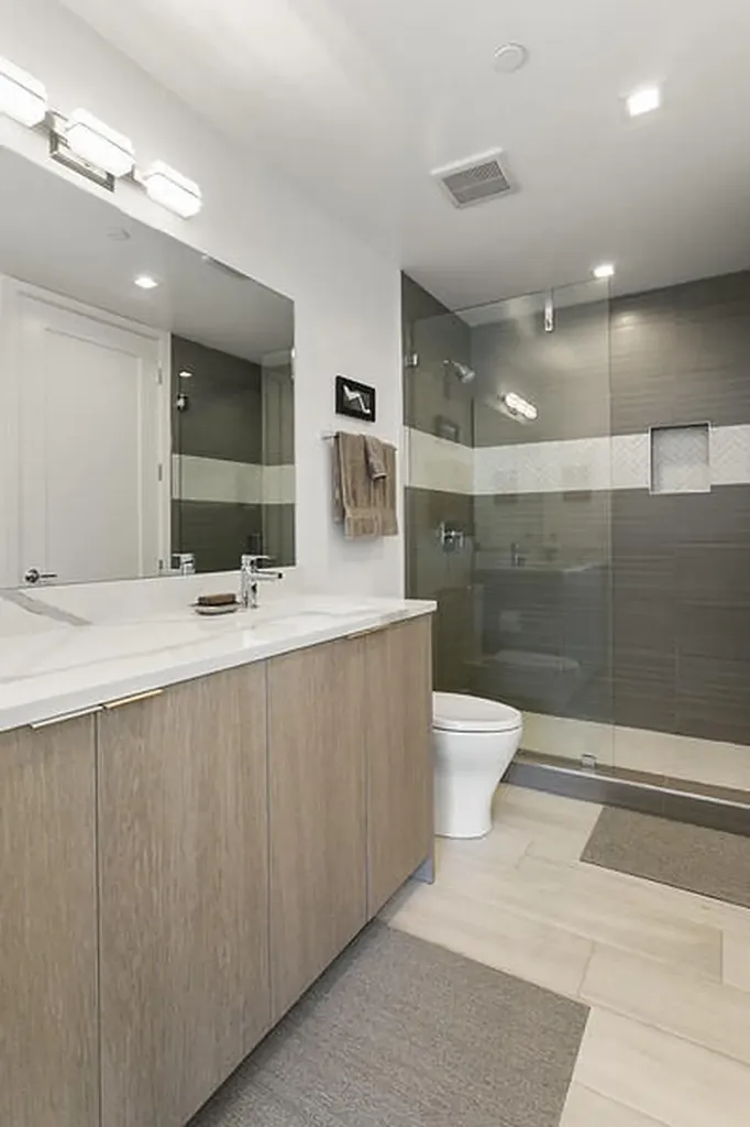1 S Palmway Lake Worth Beach FL 33460