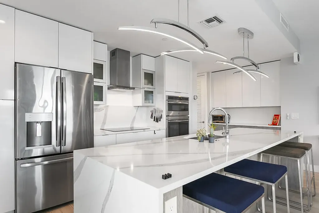 1 S Palmway Lake Worth Beach FL 33460