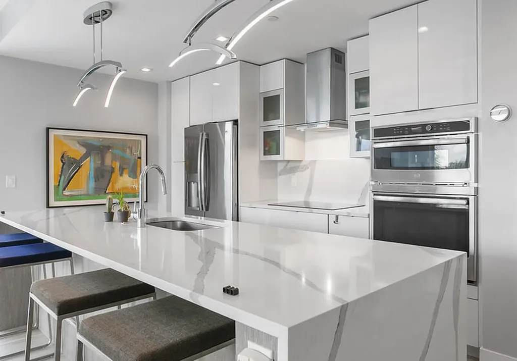 1 S Palmway Lake Worth Beach FL 33460