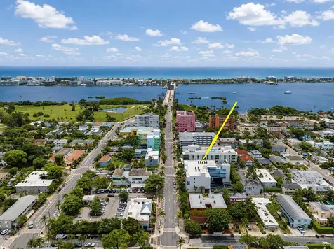 1 S Palmway Lake Worth Beach FL 33460