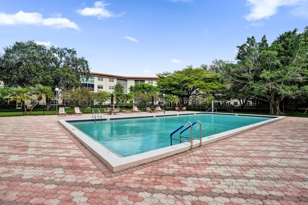 1501 Cayman Way Coconut Creek FL 33066