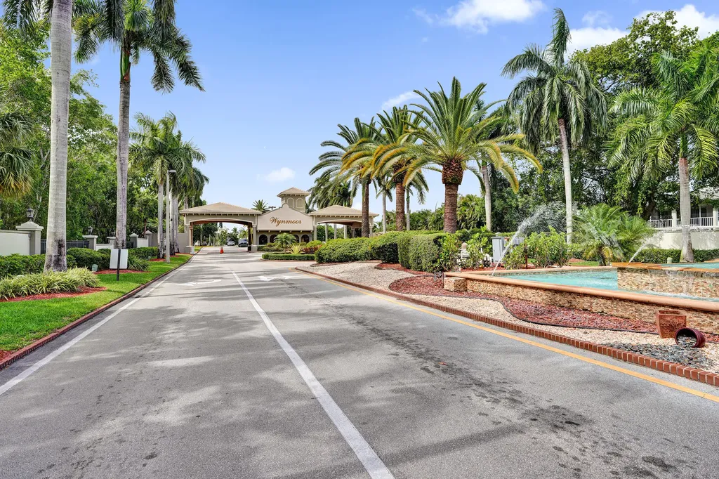 1501 Cayman Way Coconut Creek FL 33066