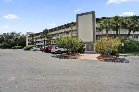 1501 Cayman Way Coconut Creek FL 33066