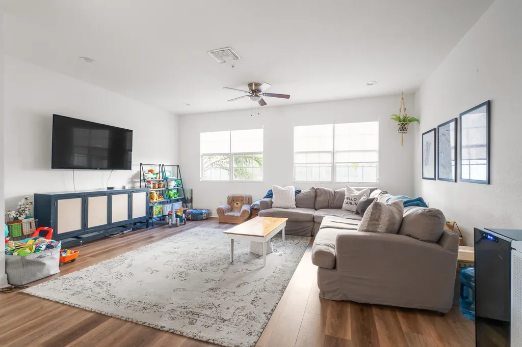 108 Ocean Cay Way Hypoluxo FL 33462