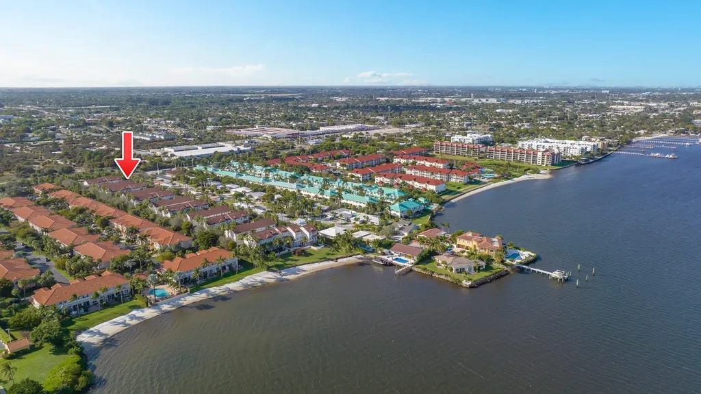 108 Ocean Cay Way Hypoluxo FL 33462