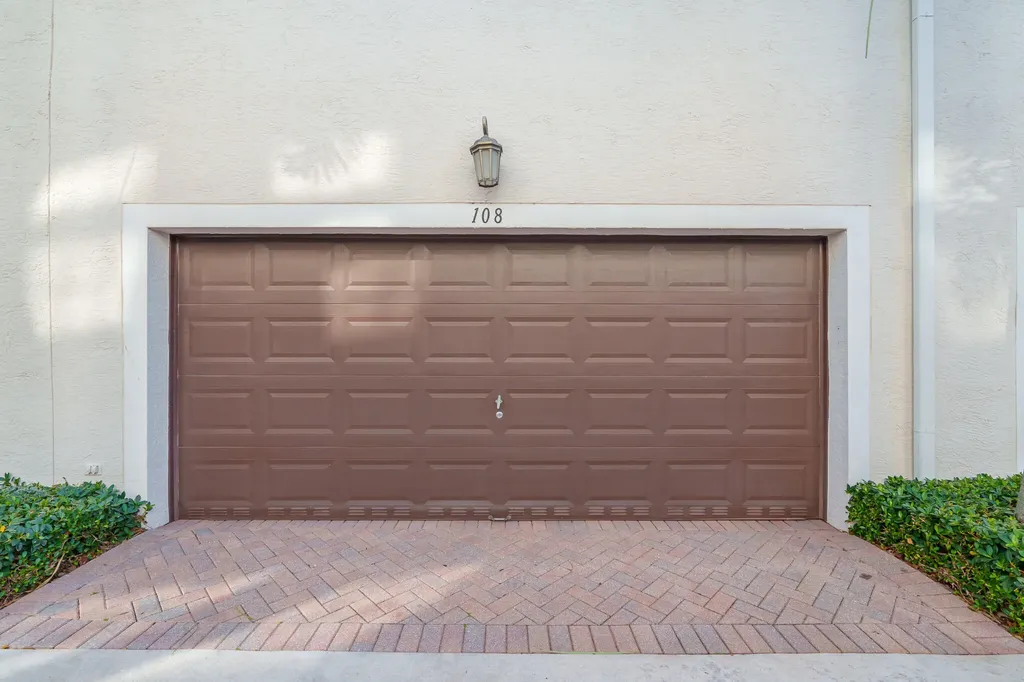 108 Ocean Cay Way Hypoluxo FL 33462