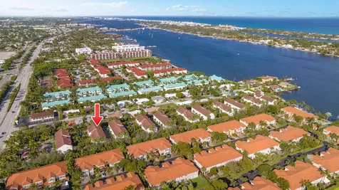 108 Ocean Cay Way Hypoluxo FL 33462