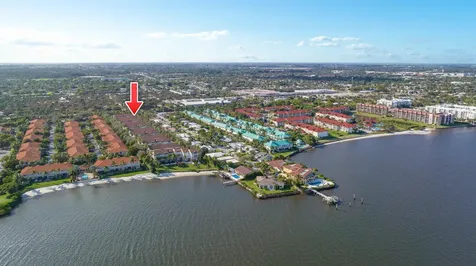 108 Ocean Cay Way Hypoluxo FL 33462
