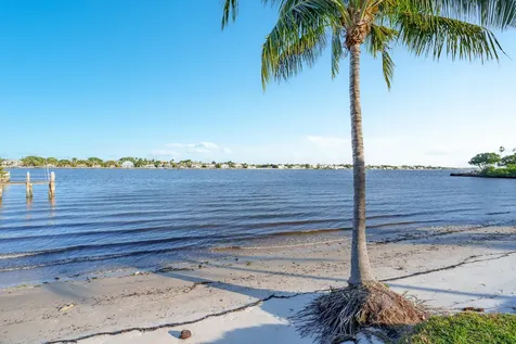 108 Ocean Cay Way Hypoluxo FL 33462