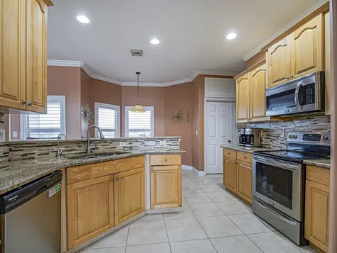 581 SW Grove Avenue Port St Lucie FL 34983