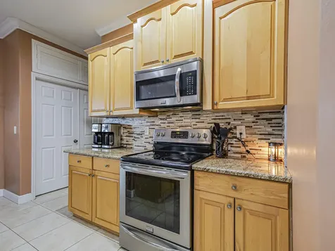 581 SW Grove Avenue Port St Lucie FL 34983
