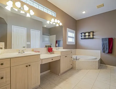 581 SW Grove Avenue Port St Lucie FL 34983