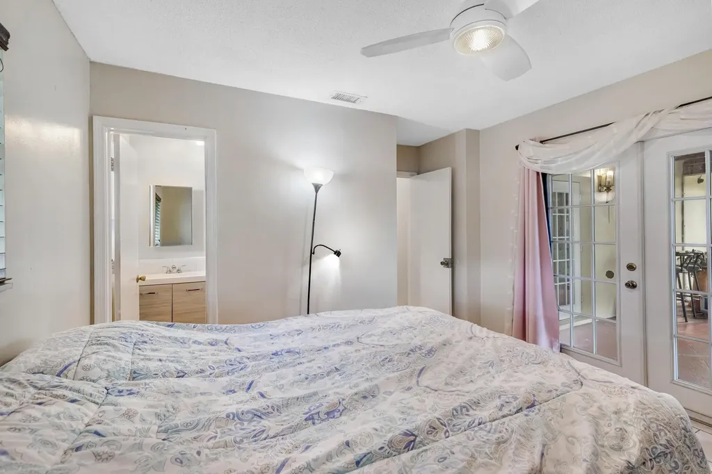 2707 NW 53rd Street Fort Lauderdale FL 33309
