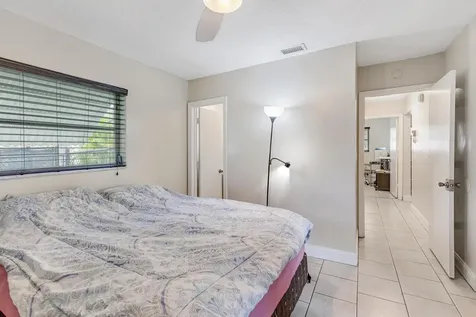 2707 NW 53rd Street Fort Lauderdale FL 33309