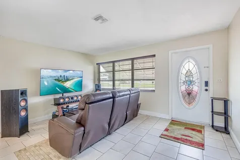 2707 NW 53rd Street Fort Lauderdale FL 33309