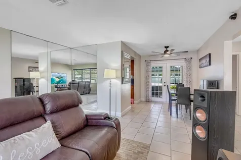 2707 NW 53rd Street Fort Lauderdale FL 33309