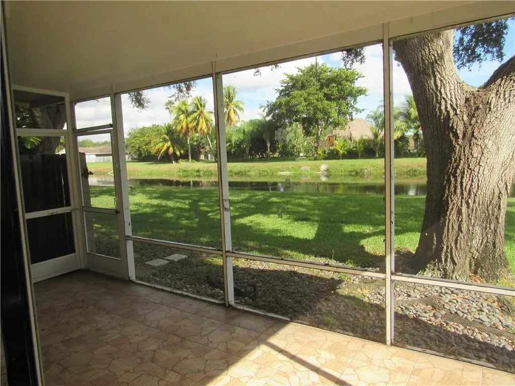 5240 SW 121st Avenue Cooper City FL 33330