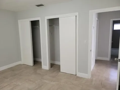 651 NE 46 Th Oakland Park FL 33334